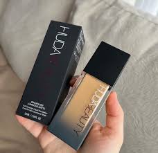 HUDA Beauty Foundation – Flawless, All-Day Coverage