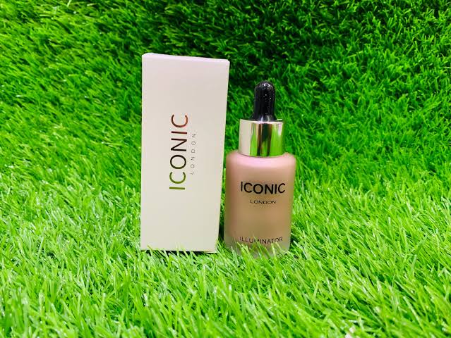 Iconic London Face Highlighter